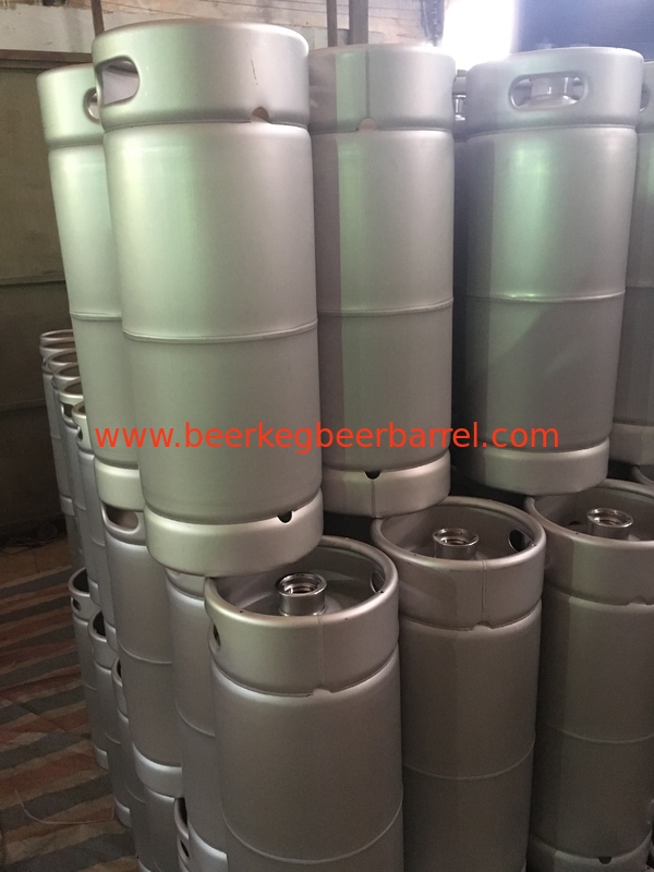 Barricas de cerveza de plata con tipo de válvula de Sankey para necesidades industriales